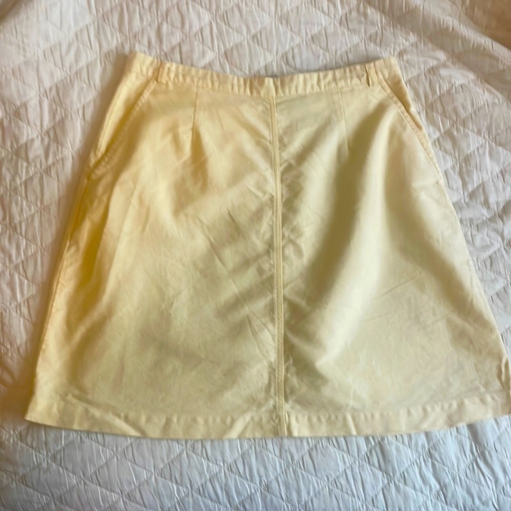 Tommy Hilfiger light yellow skirt